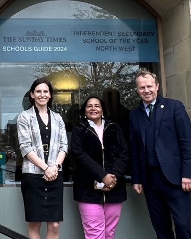 Aphra with Cllr Daniels and the Head Master at the kings school